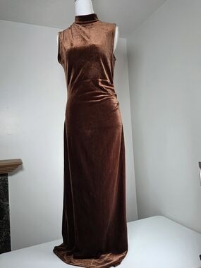 Sleeveless Velvet Maxi Dress in Chocolate Brown